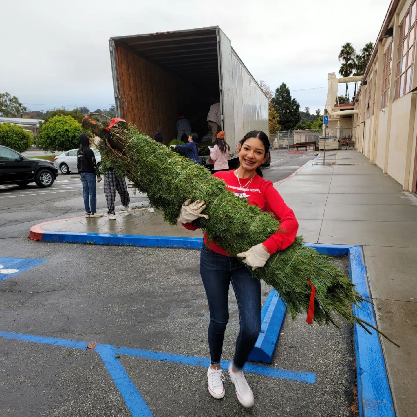 gallery_distribution_sanmarcos_001